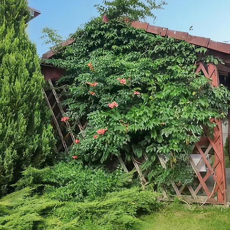 4 Bedroom Amazing In Parzensko 度假居 Nowogrodek Pomorski